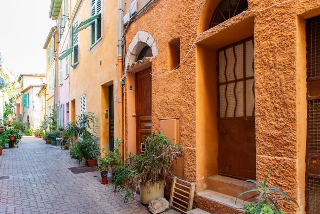 #40 Bright Sea View Suite For 6 2Mins Walk Port & Sea Villefranche-sur-Mer Exterior photo